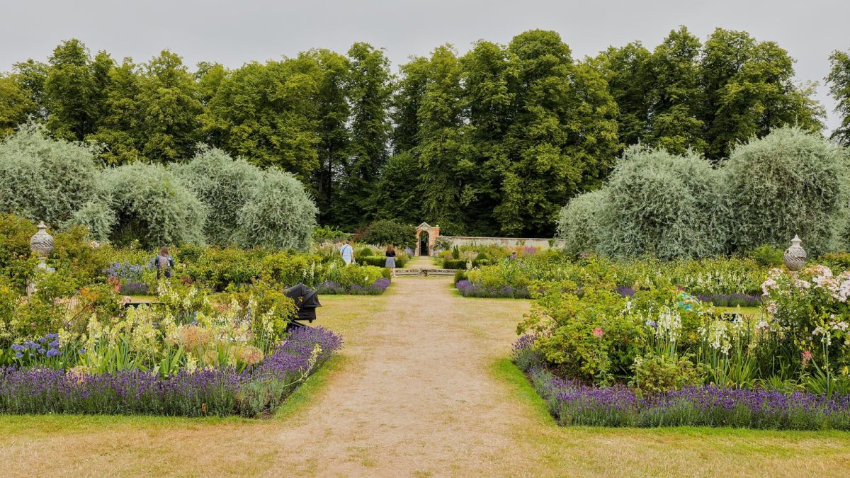 Christmas wreath workshops at Castle Howard