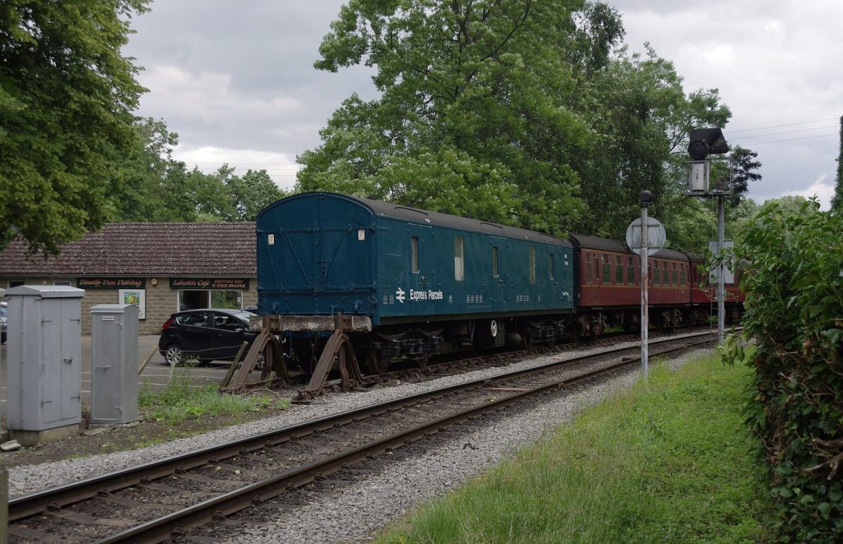 1940s Lindy Hop classes at Pickering station