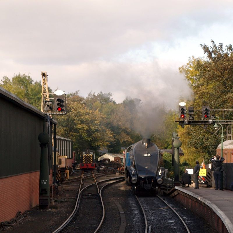 Sir Nigel Gresley approaching Pickering